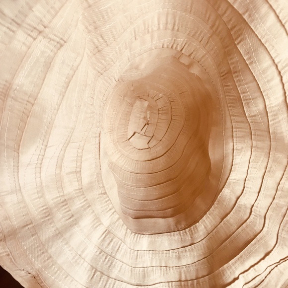 Lightweight floppy hat - Picture 2 of 2